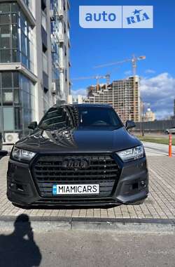 Позашляховик / Кросовер Audi Q7 2018 в Києві