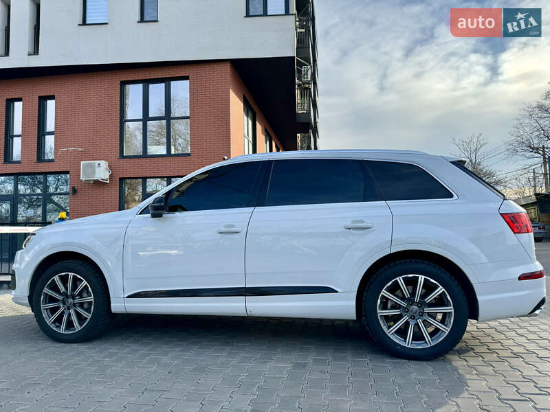 Внедорожник / Кроссовер Audi Q7 2016 в Одессе