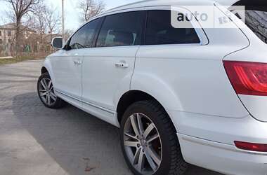 Позашляховик / Кросовер Audi Q7 2013 в Городку