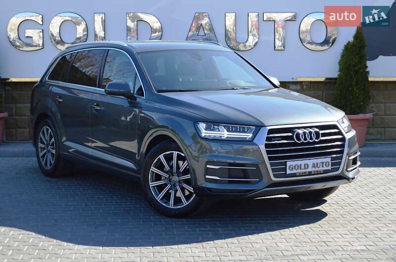 Внедорожник / Кроссовер Audi Q7 2017 в Одессе