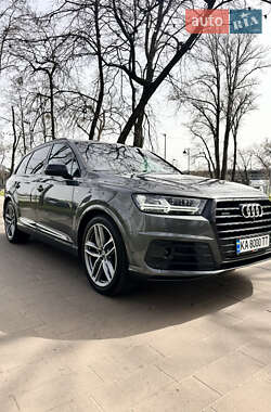 Внедорожник / Кроссовер Audi Q7 2019 в Киеве