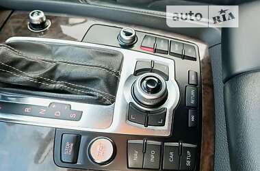 Внедорожник / Кроссовер Audi Q7 2011 в Хусте