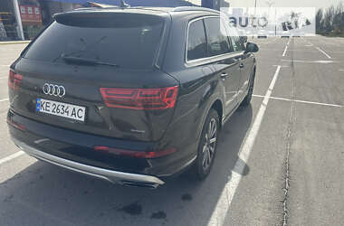 Позашляховик / Кросовер Audi Q7 2018 в Кам'янському