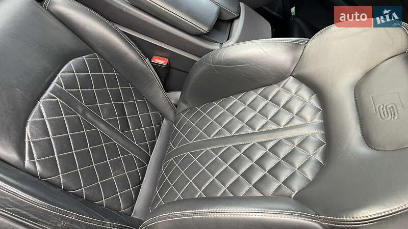 Позашляховик / Кросовер Audi Q7 2017 в Києві
