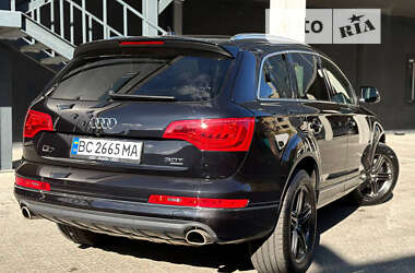 Внедорожник / Кроссовер Audi Q7 2015 в 