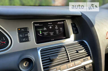 Внедорожник / Кроссовер Audi Q7 2015 в 