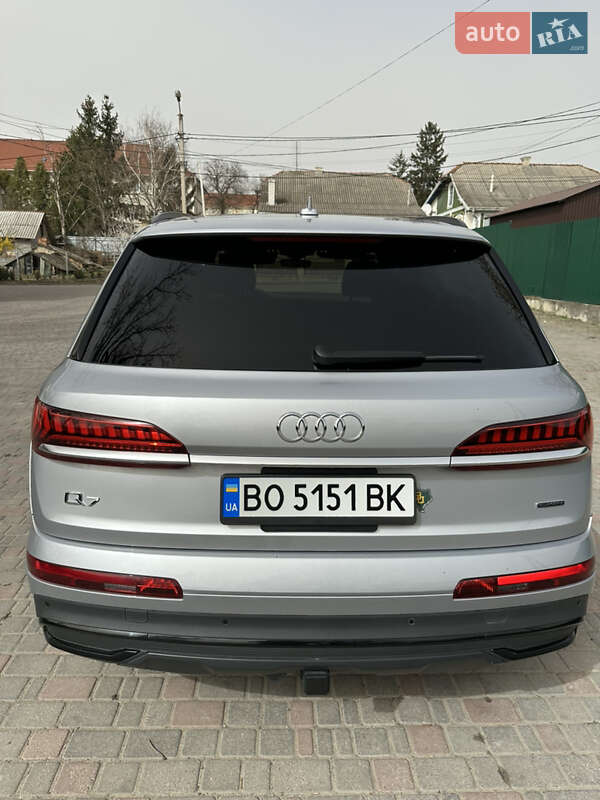 Позашляховик / Кросовер Audi Q7 2020 в Заліщиках