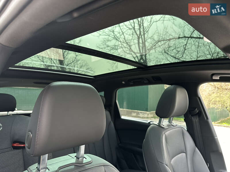 Позашляховик / Кросовер Audi Q7 2020 в Заліщиках