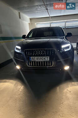Внедорожник / Кроссовер Audi Q7 2012 в 