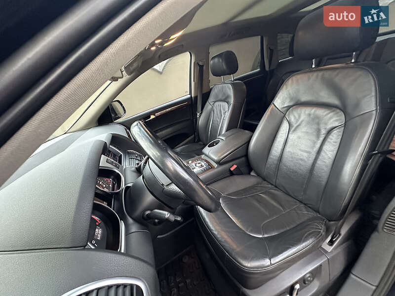 Позашляховик / Кросовер Audi Q7 2012 в Львові