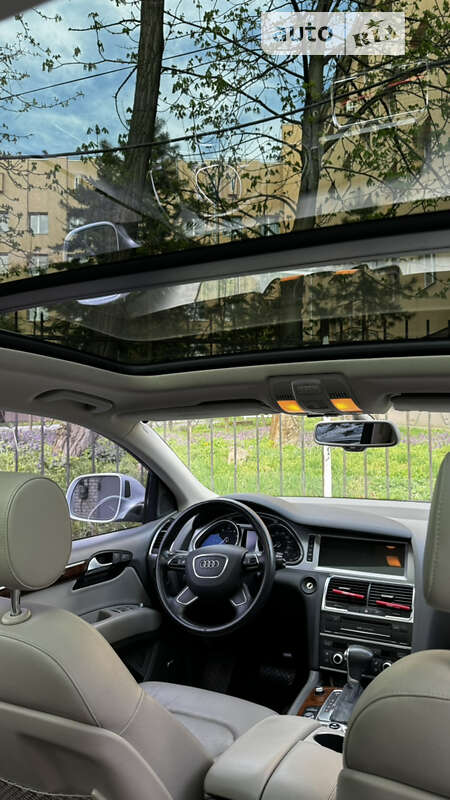 Позашляховик / Кросовер Audi Q7 2012 в Львові