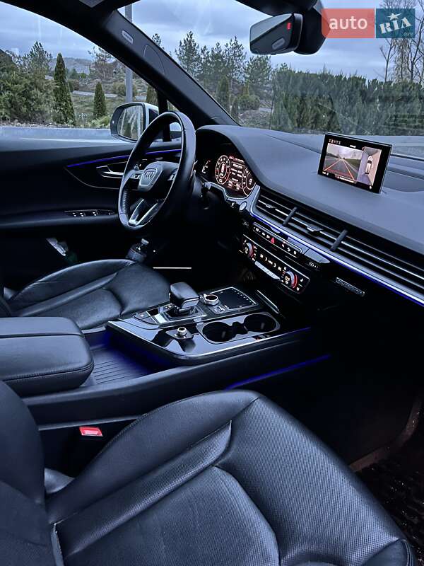 Внедорожник / Кроссовер Audi Q7 2018 в Днепре