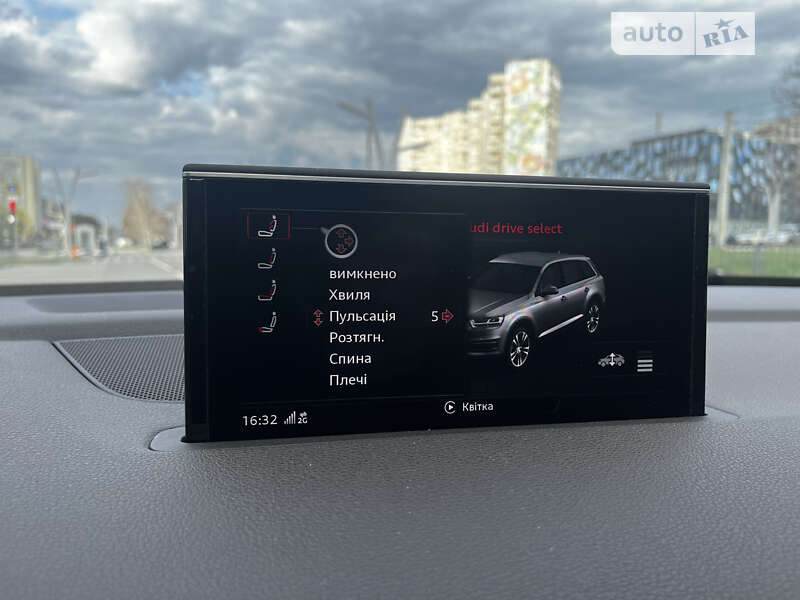 Внедорожник / Кроссовер Audi Q7 2017 в Харькове