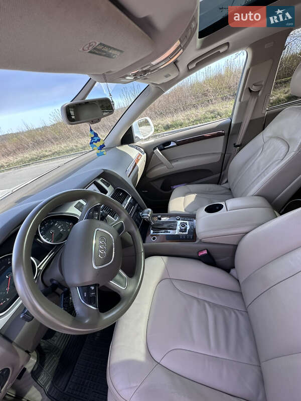Позашляховик / Кросовер Audi Q7 2011 в Хмельницькому