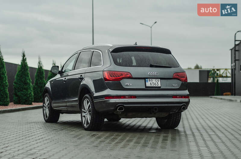 Позашляховик / Кросовер Audi Q7 2015 в Тернополі
