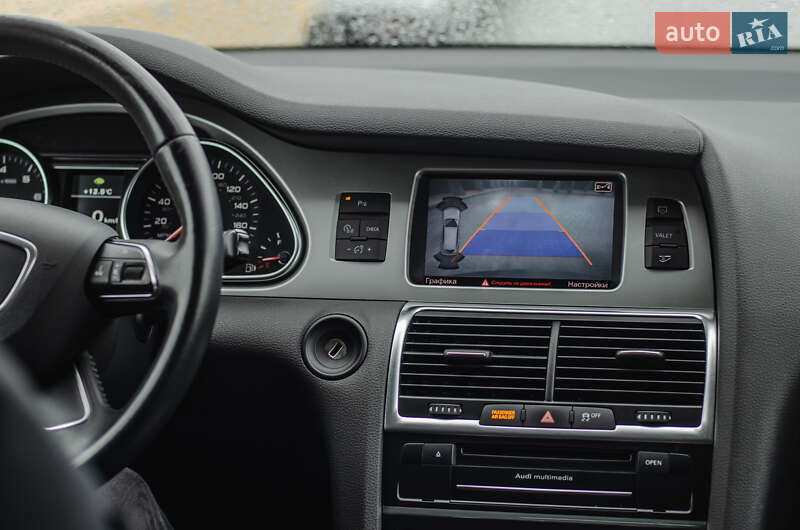 Позашляховик / Кросовер Audi Q7 2015 в Тернополі