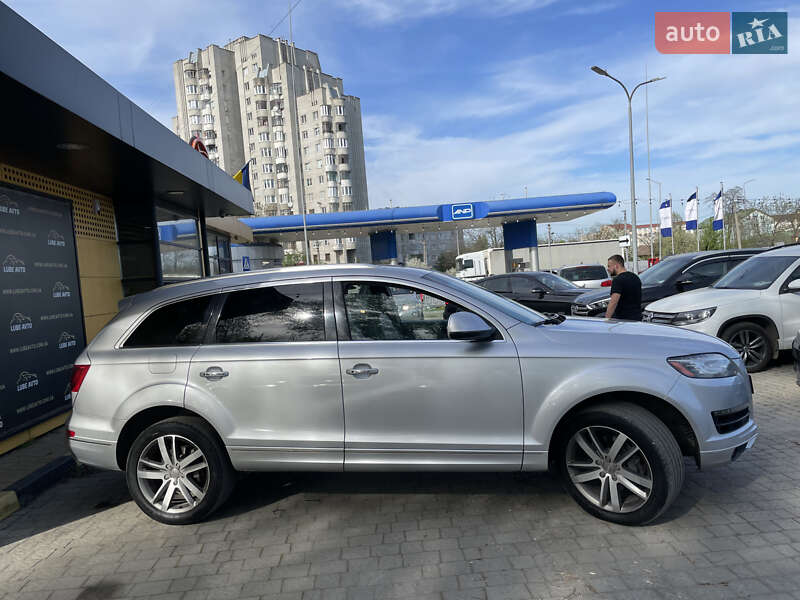 Позашляховик / Кросовер Audi Q7 2012 в Львові