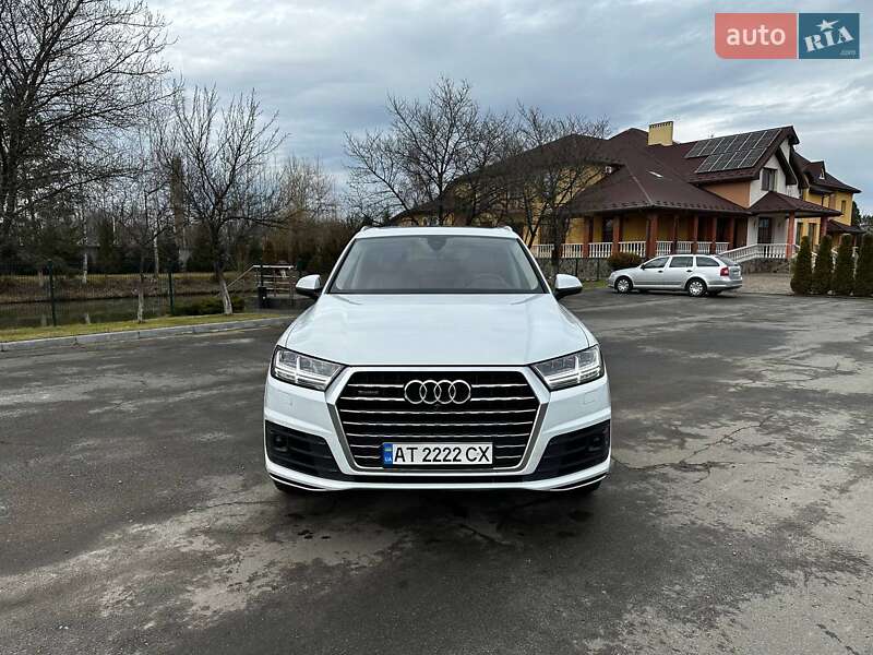Внедорожник / Кроссовер Audi Q7 2017 в Ивано-Франковске
