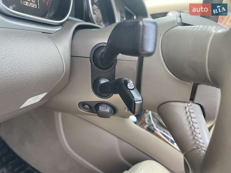 Позашляховик / Кросовер Audi Q7 2013 в Києві