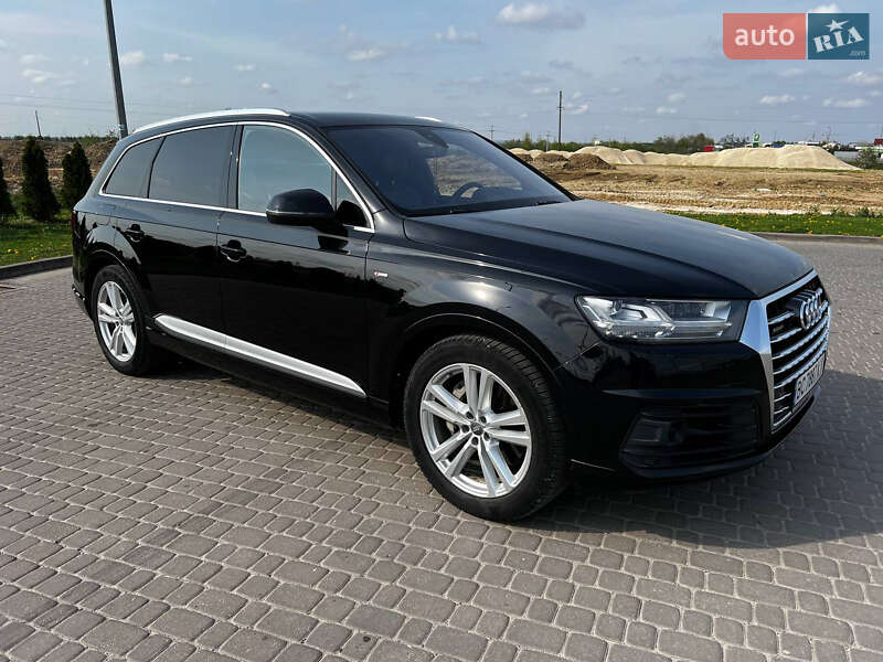 Внедорожник / Кроссовер Audi Q7 2015 в Городке фото Внедорожник / Кроссовер Audi Q7 2015 в Городке