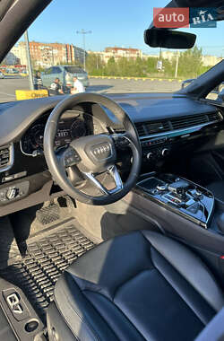 Позашляховик / Кросовер Audi Q7 2019 в Чернівцях