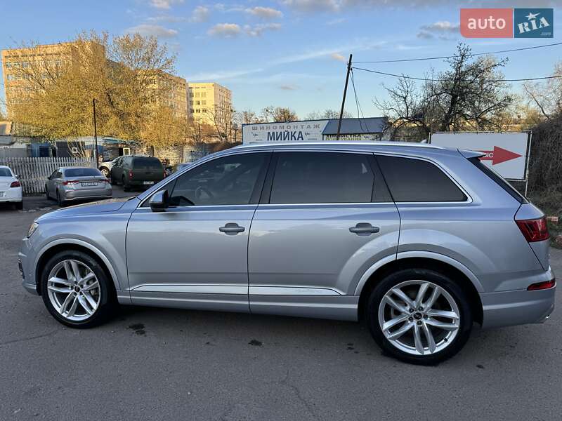 Внедорожник / Кроссовер Audi Q7 2016 в Киеве фото 24 Внедорожник / Кроссовер Audi Q7 2016 в Киеве