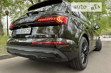 Внедорожник / Кроссовер Audi Q7 2023 в Киеве