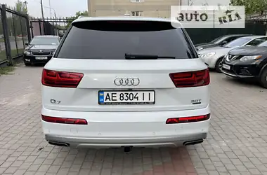 Audi Q7 2016