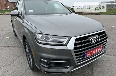 Внедорожник / Кроссовер Audi Q7 2015 в Полтаве