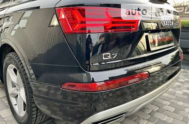 Позашляховик / Кросовер Audi Q7 2018 в Києві