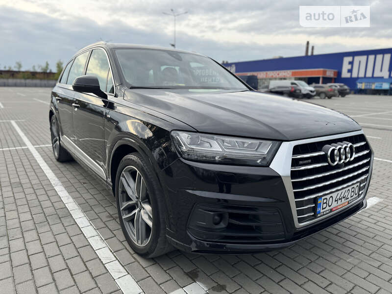 Внедорожник / Кроссовер Audi Q7 2018 в Тернополе
