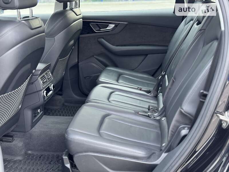 Внедорожник / Кроссовер Audi Q7 2018 в Тернополе