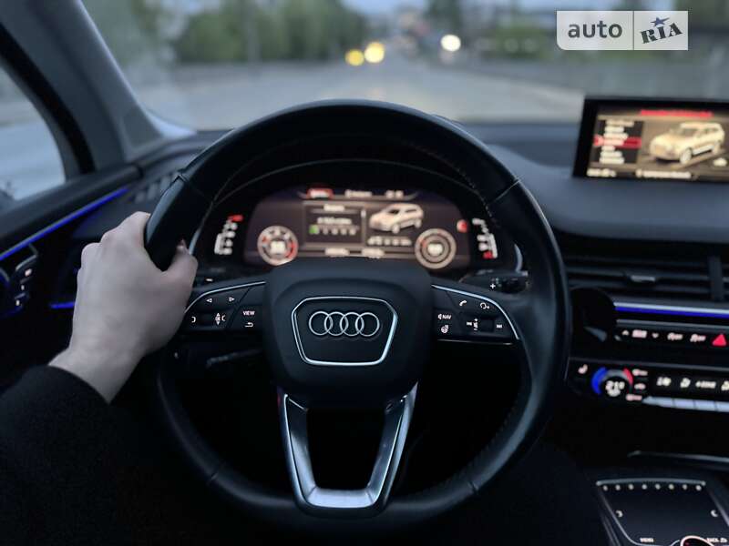 Внедорожник / Кроссовер Audi Q7 2018 в Тернополе