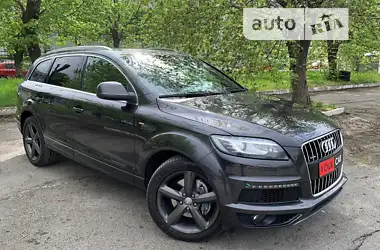 Audi Q7 2014