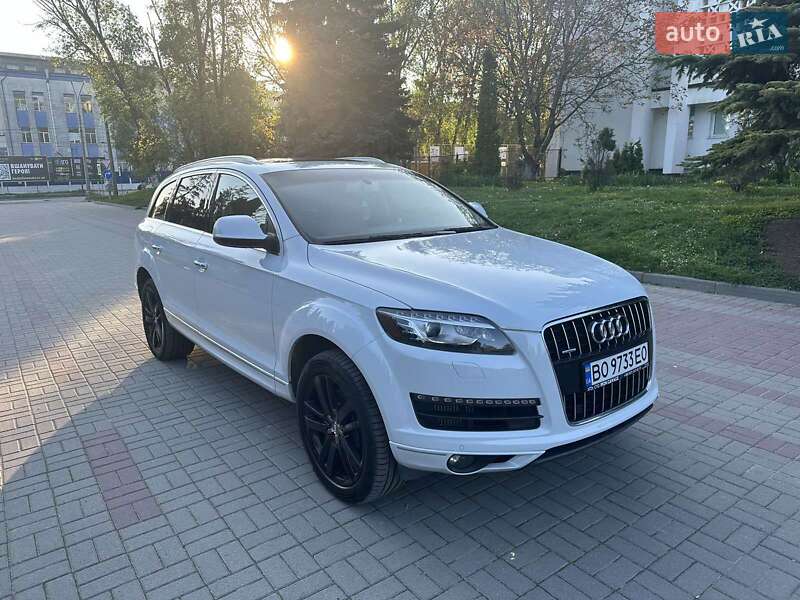 Позашляховик / Кросовер Audi Q7 2012 в Тернополі
