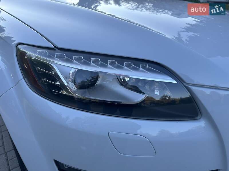 Позашляховик / Кросовер Audi Q7 2012 в Тернополі