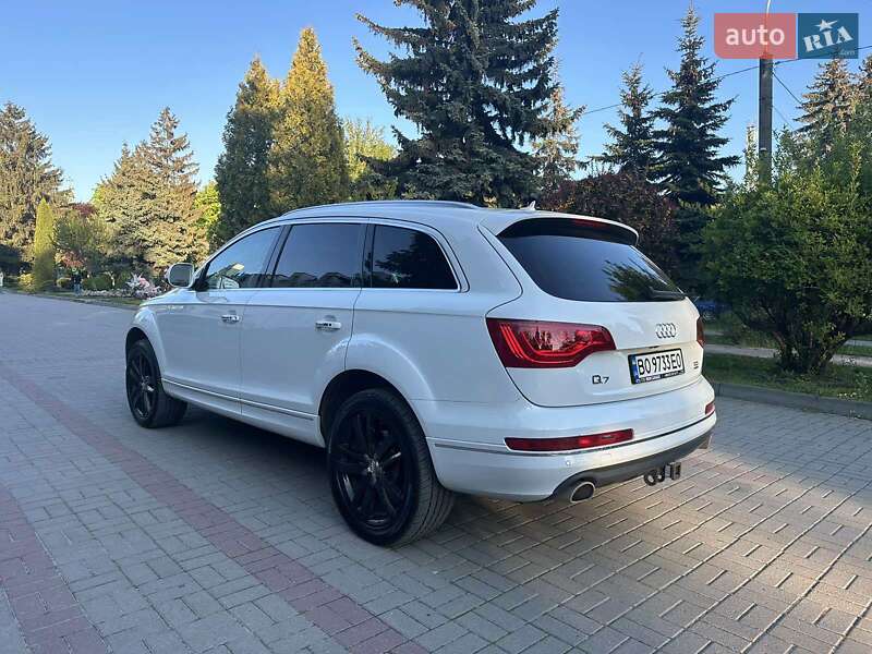 Позашляховик / Кросовер Audi Q7 2012 в Тернополі