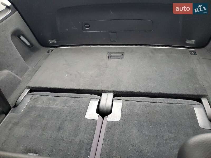 Позашляховик / Кросовер Audi Q7 2016 в Вінниці