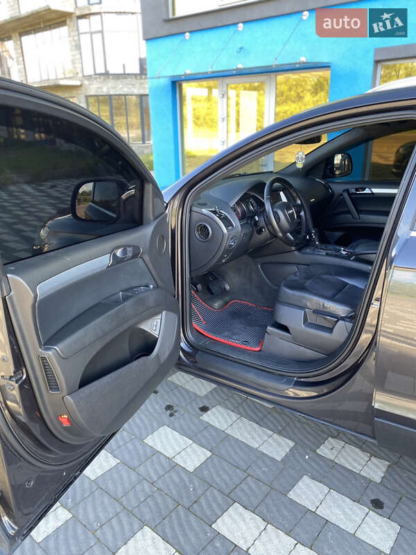 Внедорожник / Кроссовер Audi Q7 2007 в Тячеве