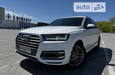 Внедорожник / Кроссовер Audi Q7 2017 в Одессе