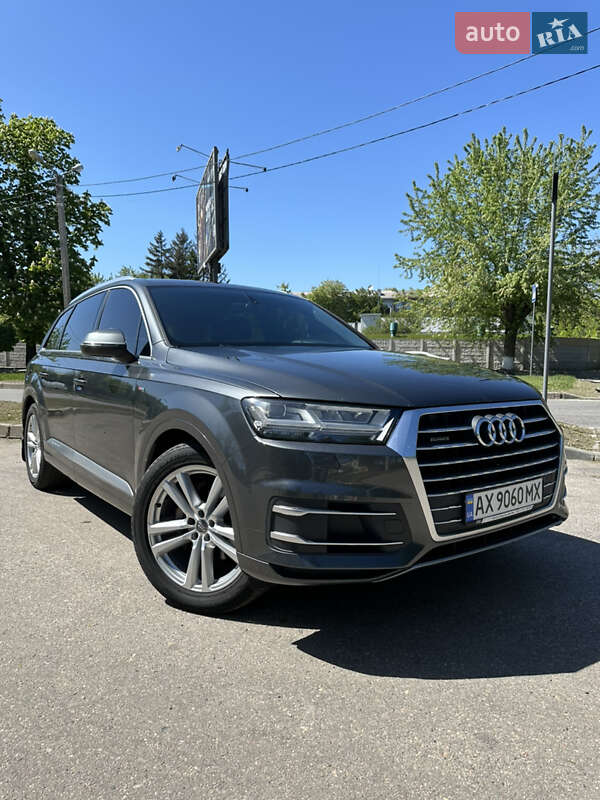 Внедорожник / Кроссовер Audi Q7 2015 в Харькове фото Внедорожник / Кроссовер Audi Q7 2015 в Харькове