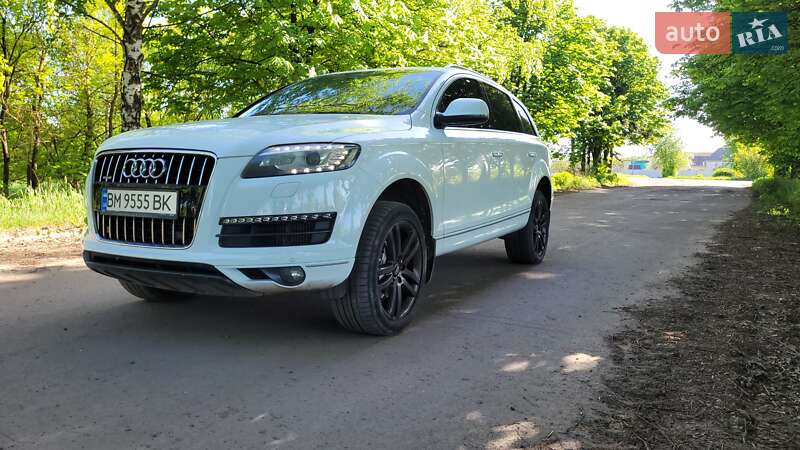 Внедорожник / Кроссовер Audi Q7 2013 в Сумах