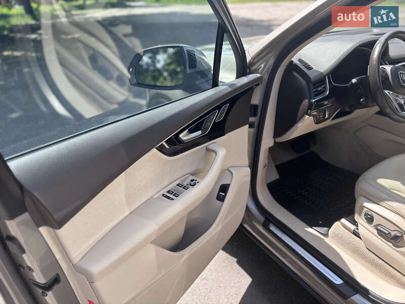 Внедорожник / Кроссовер Audi Q7 2017 в Кривом Роге фото 15 Внедорожник / Кроссовер Audi Q7 2017 в Кривом Роге