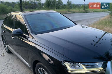 Позашляховик / Кросовер Audi Q7 2019 в Києві