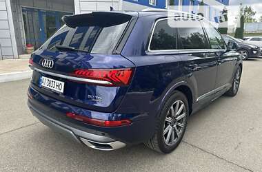 Позашляховик / Кросовер Audi Q7 2020 в Києві