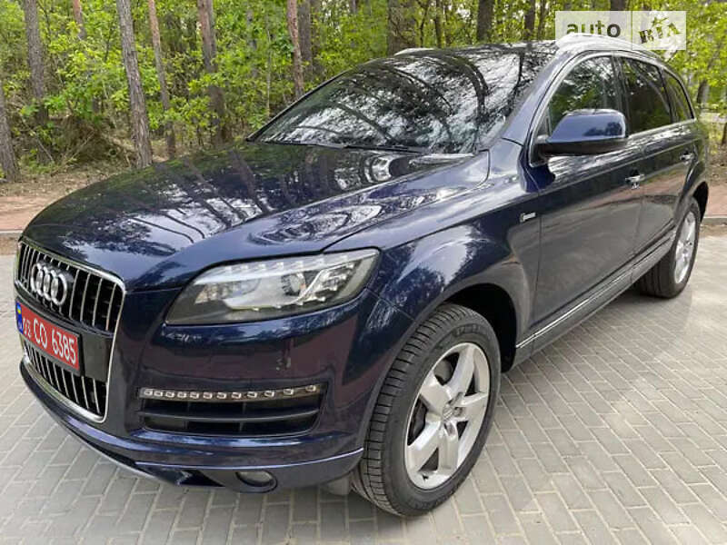 Внедорожник / Кроссовер Audi Q7 2015 в Киеве