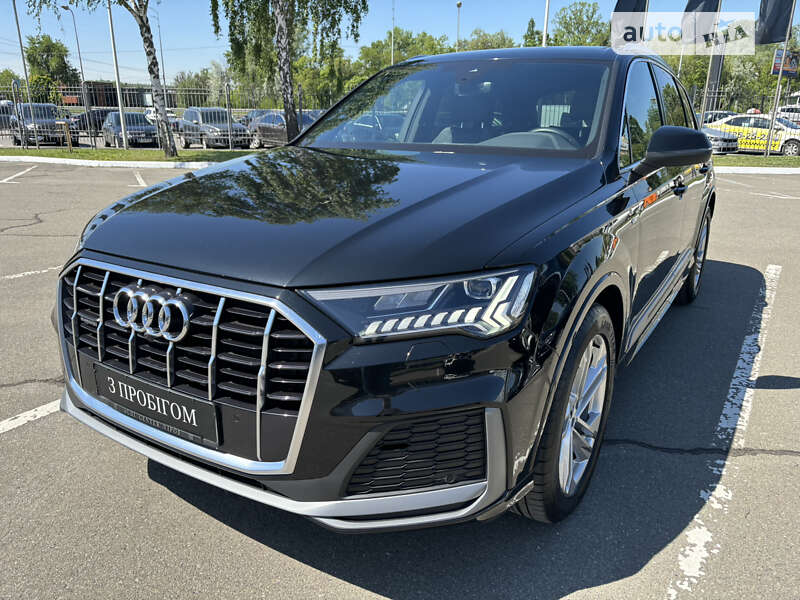 Внедорожник / Кроссовер Audi Q7 2021 в Киеве