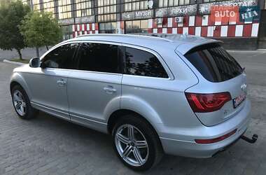 Внедорожник / Кроссовер Audi Q7 2011 в Луцке