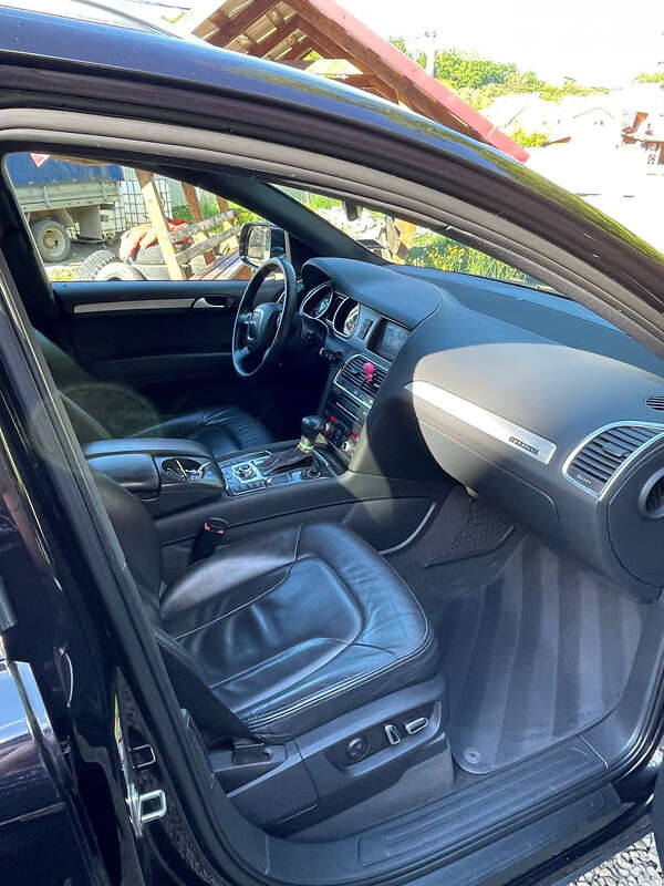 Внедорожник / Кроссовер Audi Q7 2011 в Тячеве