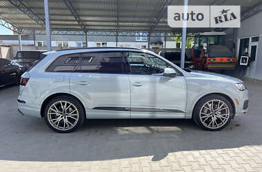 Позашляховик / Кросовер Audi Q7 2019 в Луцьку